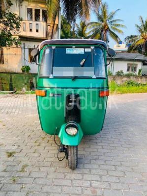 Bajaj Three Wheel 2005