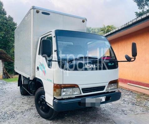 Isuzu ELF 2011