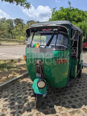Bajaj Three Wheel 2004 - භාවිතා කරන ලද ත්‍රිරෝද රථය sale in Sri Lanka - patpat.lk