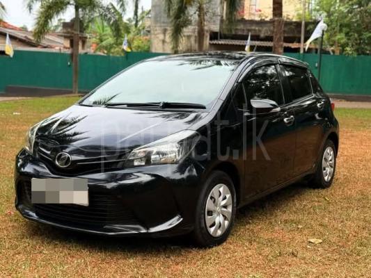 Toyota Vitz 2015 - பயன்படுத்தப்பட்டது கார் sale in Sri Lanka - patpat.lk