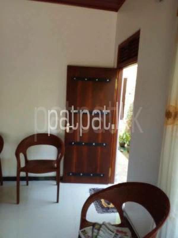House for Sale in Mirigama