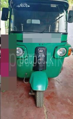 Bajaj Three Wheel 2013