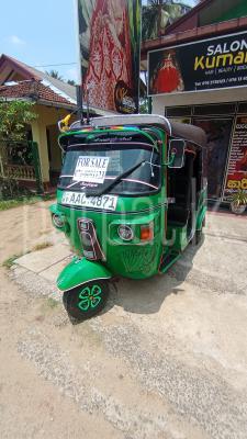Bajaj Three Wheel 2012