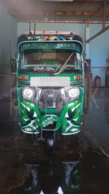 Bajaj Three Wheel 2019