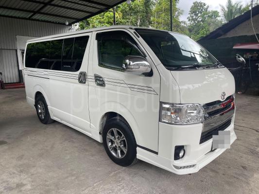 Toyota Hiace 2007 - භාවිතා කරන ලද වෑන් රථය sale in Sri Lanka - patpat.lk