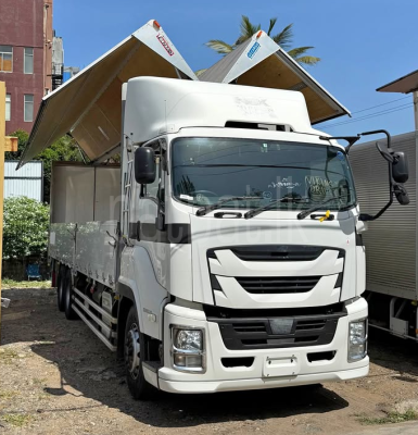 Isuzu Giga 2017 - භාවිතා කරන ලද ට්‍රක් රථය sale in Sri Lanka - patpat.lk