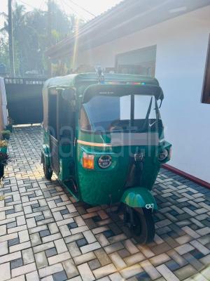 Bajaj 4 stroke 2014 - Used Three wheeler sale in Sri Lanka - patpat.lk