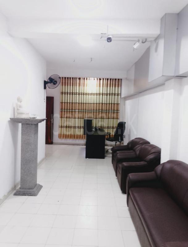 Building for Rent in Dehiwala