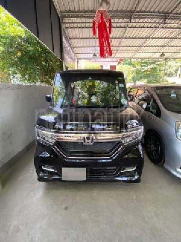 Honda N BOX 2017 -  Car sale in Sri Lanka - patpat.lk