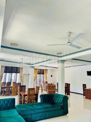 premium-listing-image