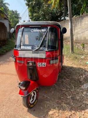 Bajaj Three Wheel 2005