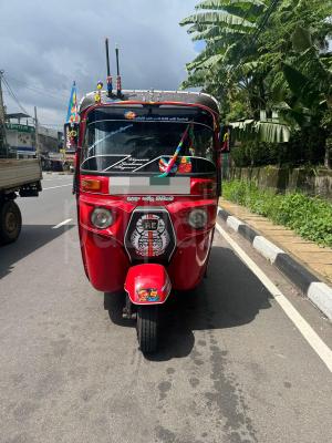 Bajaj 4 stroke 2016 - பயன்படுத்தப்பட்டது முச்சக்கர வண்டி sale in Sri Lanka - patpat.lk
