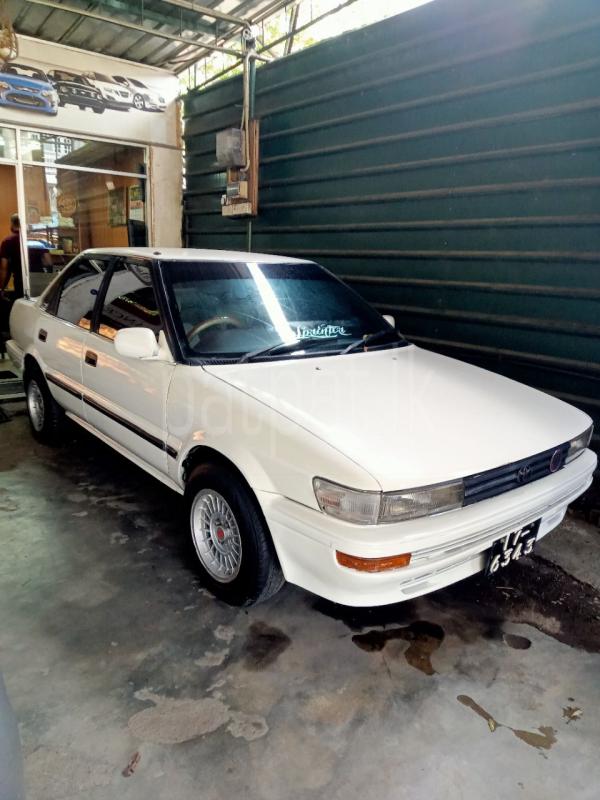 Toyota Corona 1989 -  கார் sale in Sri Lanka - patpat.lk