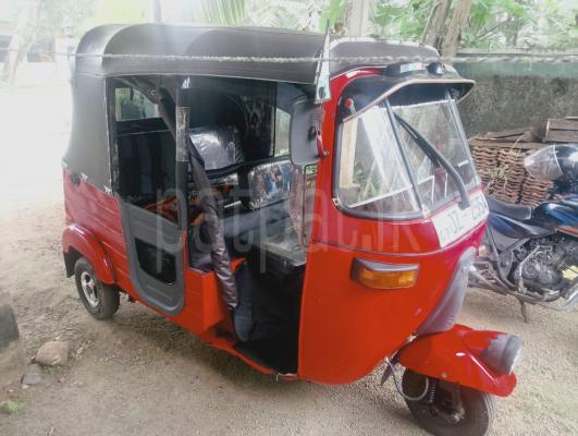 Bajaj Three Wheel 2004