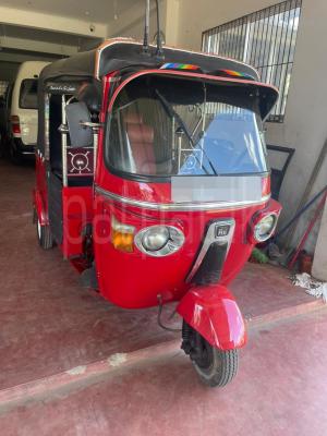 Bajaj Three Wheel 2010