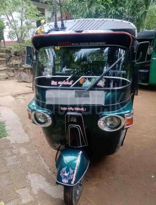 Bajaj Three Wheel 2011