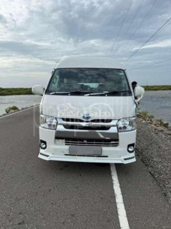 Toyota Hiace 2007 - Used Van sale in Sri Lanka - patpat.lk