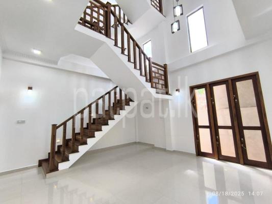 premium-listing-image