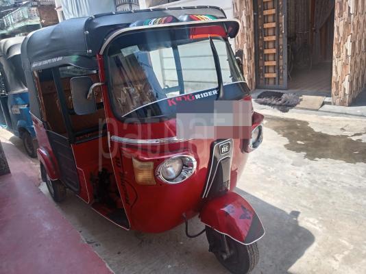 Bajaj Three Wheel 2013 -  Three wheeler sale in Sri Lanka - patpat.lk