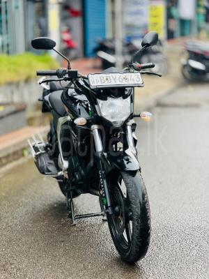 Yamaha FZ 2016