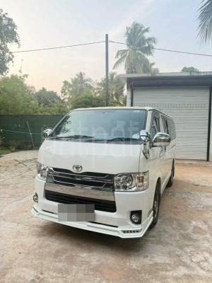 Toyota Hiace 2006 - Used Van sale in Sri Lanka - patpat.lk