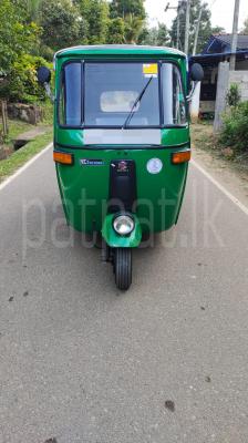 Bajaj 2 stroke 2005 - Used Three wheeler sale in Sri Lanka - patpat.lk