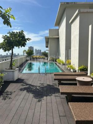 Luxury Apartment for Sale in Colombo Fort (Colombo 01)