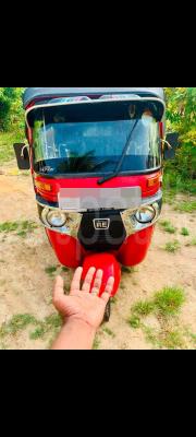 Bajaj 4 stroke 2015 - භාවිතා කරන ලද ත්‍රිරෝද රථය sale in Sri Lanka - patpat.lk