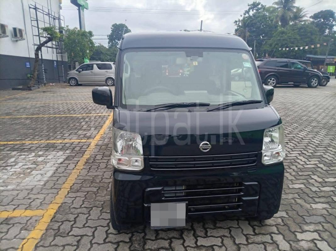 Nissan Clipper 2017 -  Van sale in Sri Lanka - patpat.lk