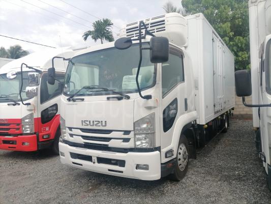 Isuzu Forward 2018