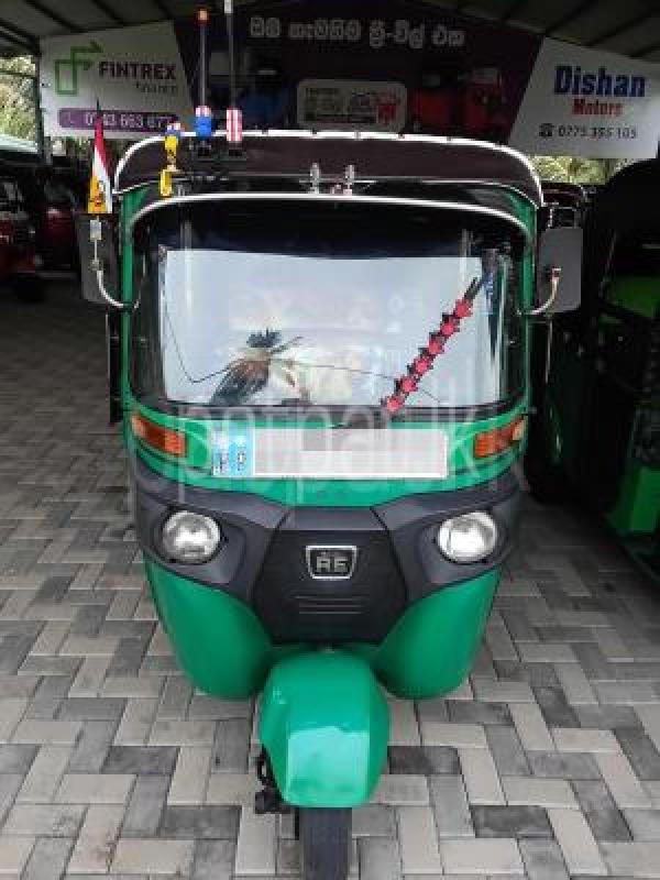 Bajaj 4 stroke 2015 - භාවිතා කරන ලද ත්‍රිරෝද රථය sale in Sri Lanka - patpat.lk