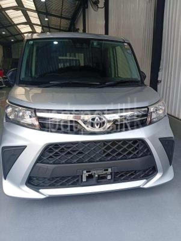 Toyota Roomy 2023 -  கார் sale in Sri Lanka - patpat.lk