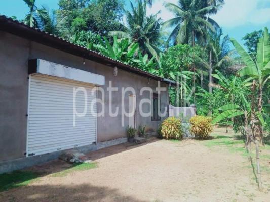 Shop for Sale in Nittambuwa