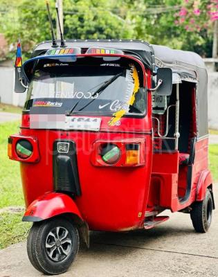 Bajaj 4 stroke 2012 - பயன்படுத்தப்பட்டது முச்சக்கர வண்டி sale in Sri Lanka - patpat.lk