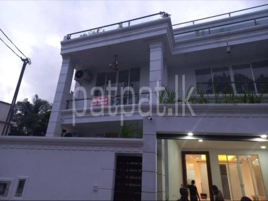 premium-listing-image