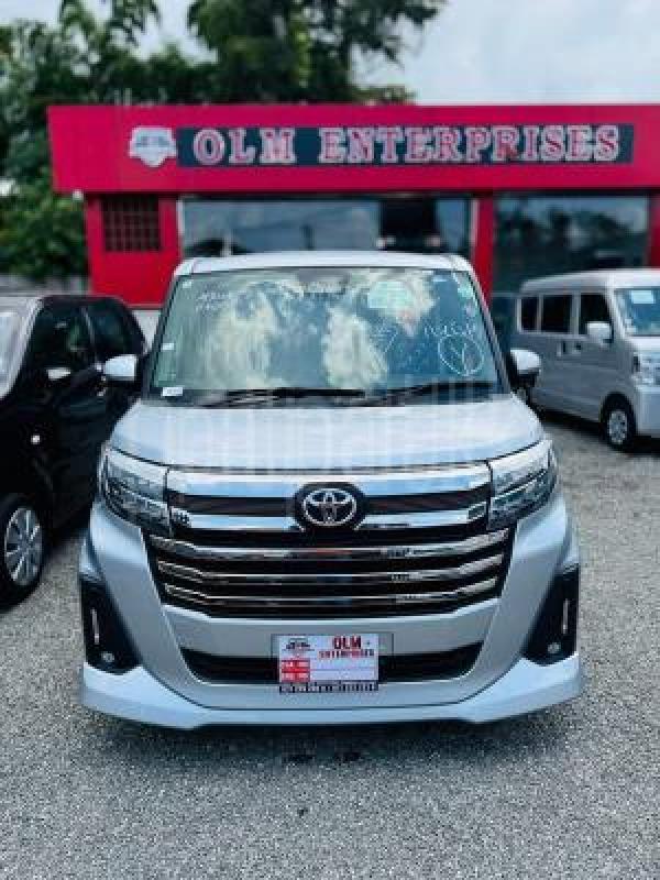 Toyota Roomy 2024 -  Van sale in Sri Lanka - patpat.lk