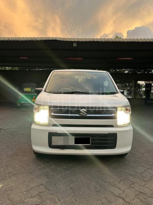Suzuki Wagon R 2018 -  கார் sale in Sri Lanka - patpat.lk