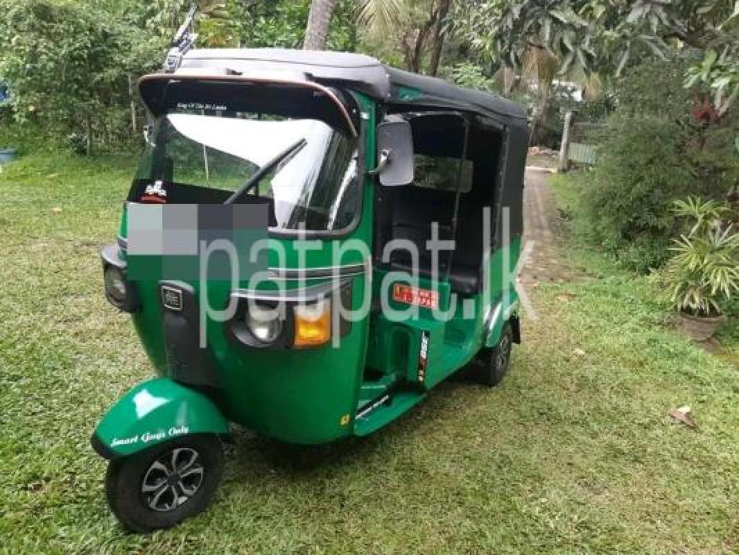 Bajaj 4 stroke 2010 - භාවිතා කරන ලද ත්‍රිරෝද රථය sale in Sri Lanka - patpat.lk