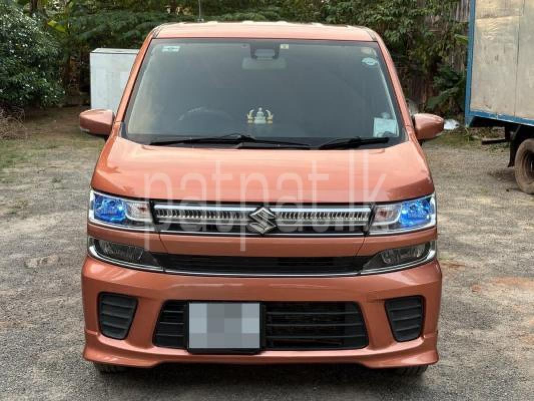 Suzuki Wagon R 2017 - භාවිතා කරන ලද කාර් sale in Sri Lanka - patpat.lk