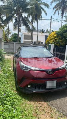 Toyota CHR 2018 - Used SUV sale in Sri Lanka - patpat.lk