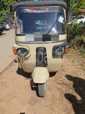 Bajaj Three Wheel 2010