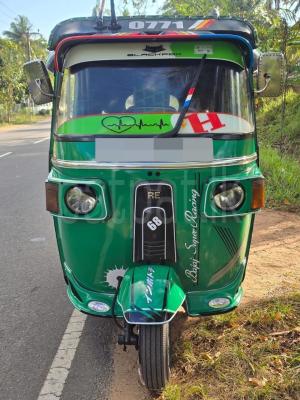 Bajaj Three Wheel 2010