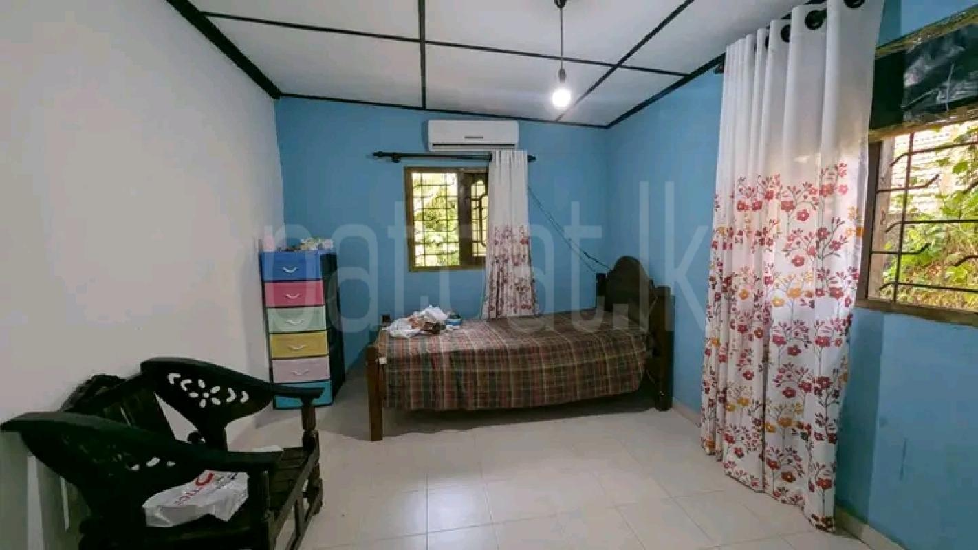 House for Sale in Nittambuwa