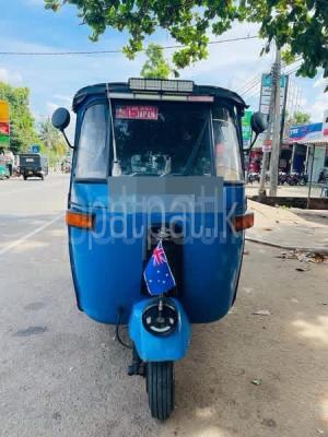 Bajaj Three Wheel 2006