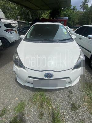 Toyota Aqua 2013 - பயன்படுத்தப்பட்டது கார் sale in Sri Lanka - patpat.lk
