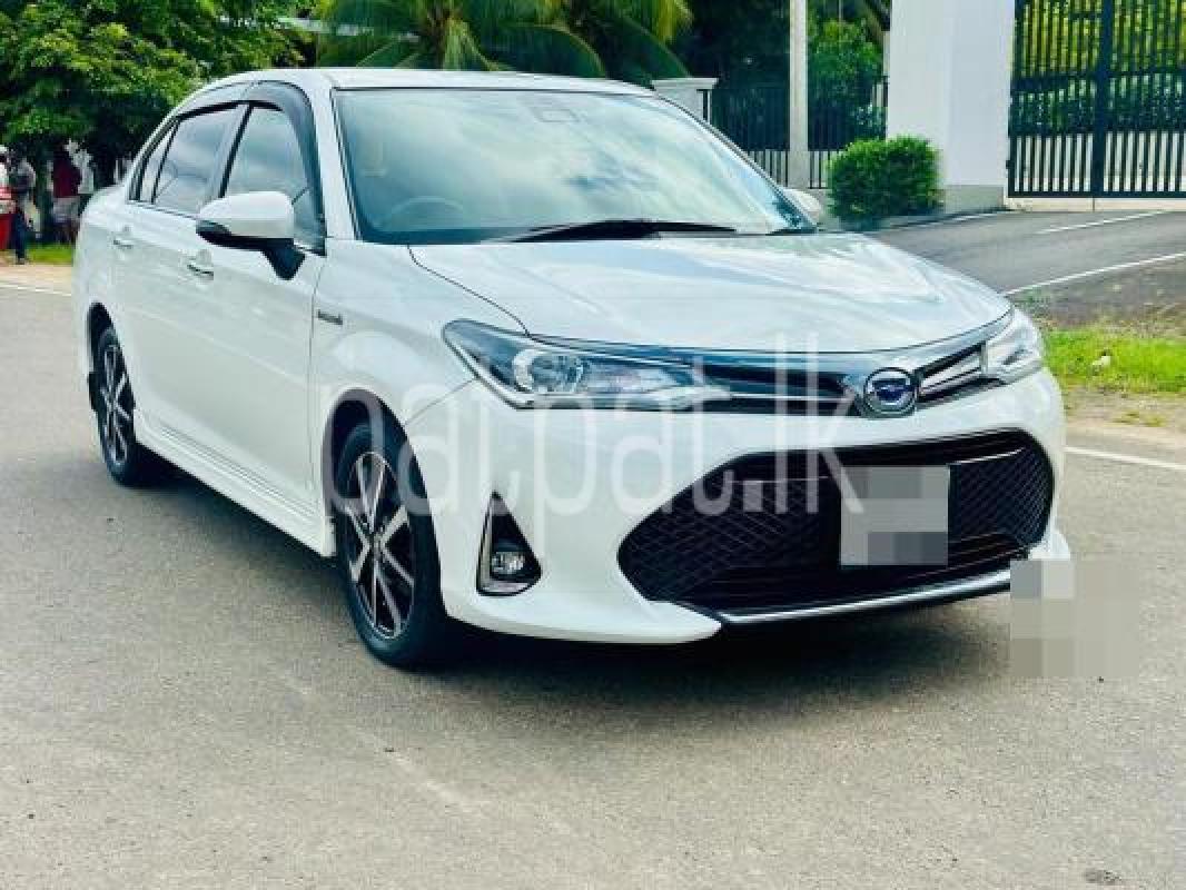 Toyota Axio 2018 -  கார் sale in Sri Lanka - patpat.lk