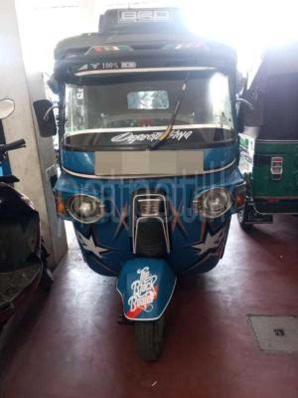 Bajaj 4 stroke 2009 - Used Three wheeler sale in Sri Lanka - patpat.lk