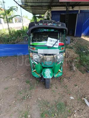 Bajaj Three Wheel 2016 - மறுசீரமைக்கப்பட்டது முச்சக்கர வண்டி sale in Sri Lanka - patpat.lk