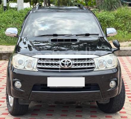 Toyota Fortuner for Rent