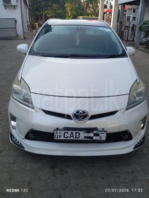 Toyota PRIUS G GRADE 2014 -  Car sale in Sri Lanka - patpat.lk